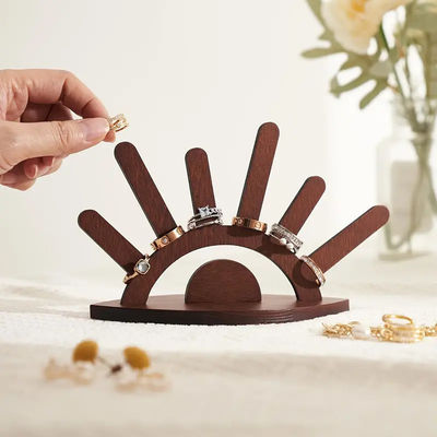 Muestra de joyas creativas para adornos paquete de regalo incluido