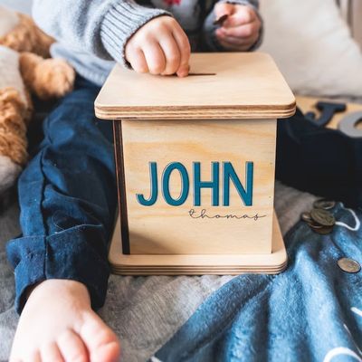 Banco de monedas personalizado de madera para niños OEM ODM Material de bambú ecológico aceptado