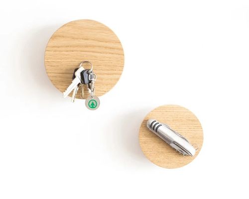 Carisma rústico portador de llaves magnético de madera para la pared Oak Hook Organizador de entrada rústico