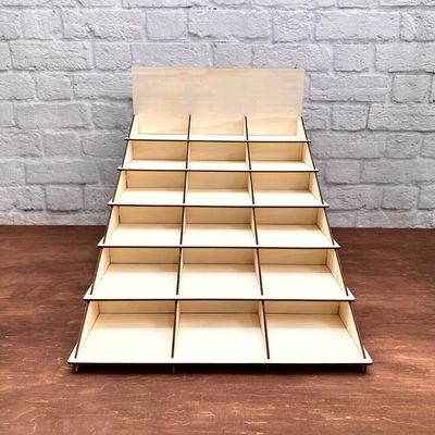 Embalaje de correo Y 4 Tier Stand Estante de pantalla de madera para pantalla de mesa de postres de tamaño personalizado