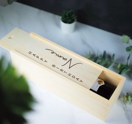 Caja de vino de madera hecha a mano con grabado láser personalizado y tapa deslizante personalizada
