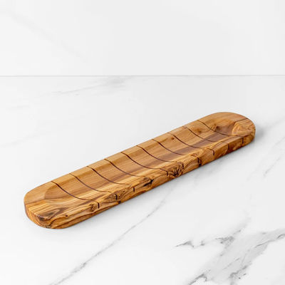 Tabla de corte de baguette de madera de oliva artesanal de forma personalizada gris-blanco para amantes del pan