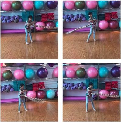 Hula de madera natural hecha a mano, gancho de ejercicios ponderado para el fitness 8.4 x 8.4 x 4.1cm