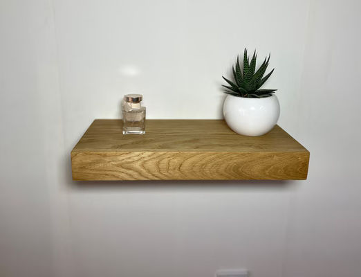 Estante de compartimiento secreto flotante Descripción para organizar objetos de valor en roble rústico