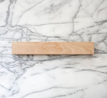 Diseño de logotipo personalizado Cabinet de abedul sólido montado en la pared con diseño multifuncional