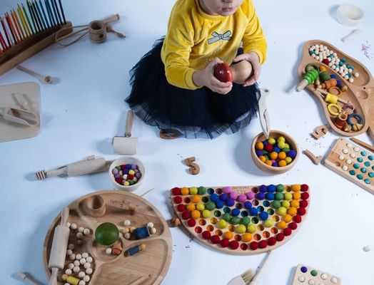 Juguete de aprendizaje de colores de Montessori de madera hecha a mano para niños de 2-4 años según su solicitud