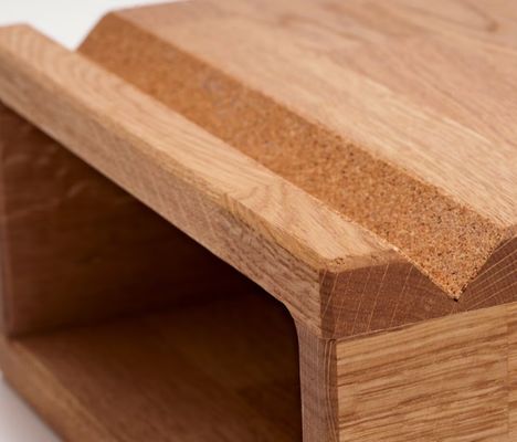 Clasificación Estante no plegable Estante para bicicletas montado en la pared con diseño de madera de roble hecho a mano