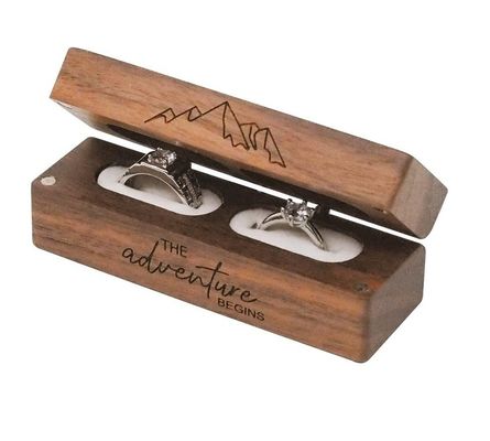 Rustico Vintage Rectángulo de madera sólida para joyería Almacenamiento 2 Caja de anillos con grabado de madera