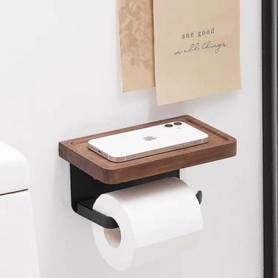 Estantes de almacenamiento de madera montados en la pared para artículos pequeños en el baño cocina dormitorio