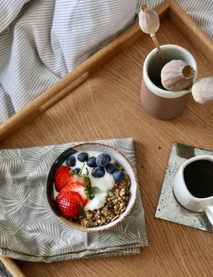 Rectángulo de madera de nuez bandeja de servicio con asas Como su solicitud de nuez mesa de café