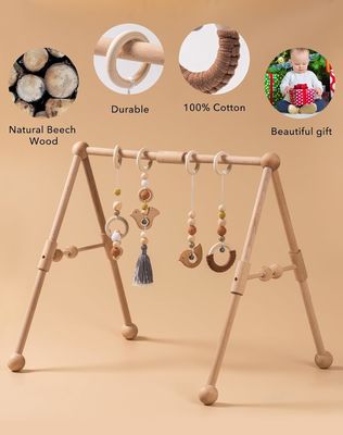 2407Frame Actividad Gimnasio Bar colgante juguetes para bebés gimnasio de madera para bebés con 4 juguetes en su color