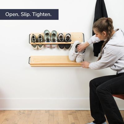 Logotipo personalizado aceptable soporte de zapatos moderno montado en la pared para todas las estaciones