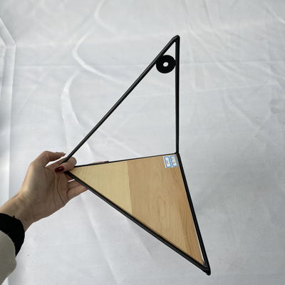 Estante de exhibición de esquina de pared triangular de madera de metal multifunción para almacenamiento en el hogar