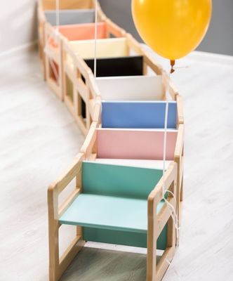 Función de ahorro de espacio de logotipo personalizado 202406 Montessori silla de madera multifuncional