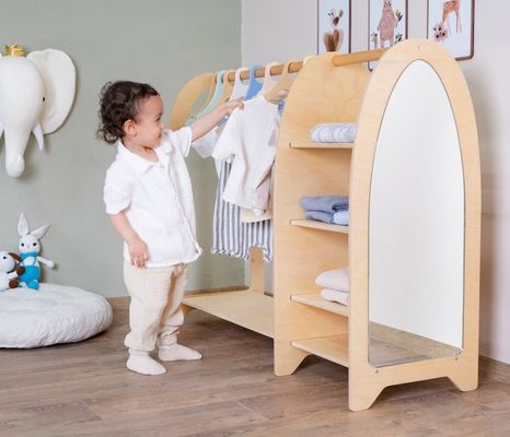 Casa Muebles Montessori Niños Reloj de ropa Armario con espejo y gran cantidad