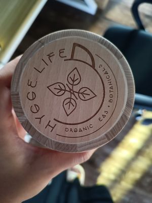 D90 x H112mm Barril de madera de forma personalizada Diseño rústico para almacenamiento de granos de café y té