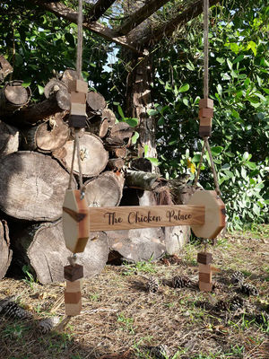 Juguetes de pollo Percha de gato montada en la pared adecuada para gatos y animales