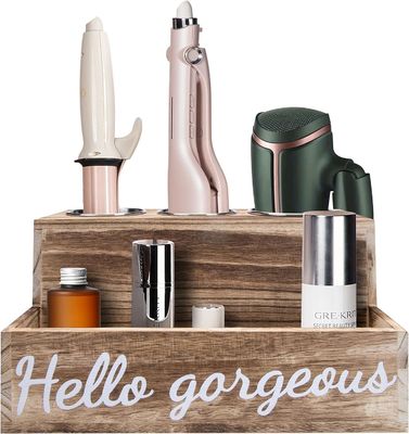 Mantenga su baño limpio sin esfuerzo con este soporte de secador y alisador de cabello de madera