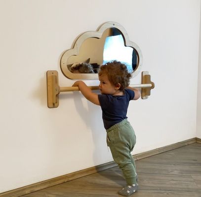 Espejo Montessori Pull up Bar de madera y espejo de piso para el bebé para la optimización del espacio