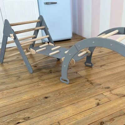 Montessori montar juego para niños pequeños interior triángulo escalador en su elección de color