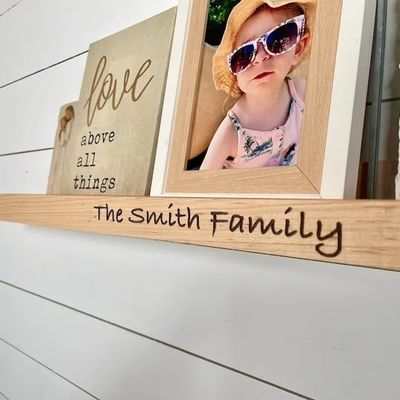 Estante flotante de madera sólida con opción de personalización