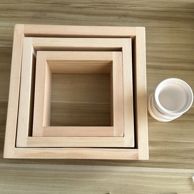 3pcs Estante de pared de madera de pino sólido Conjunto de plantaciones de cerámica blanca Decoración artesanal de oficina en el hogar