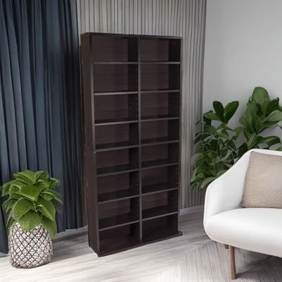 12 estanterías ajustables y 4 estanterías fijas en color de madera de pino