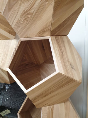 Contenedor de almacenamiento para el hogar Cueva de cama de gato de diseño moderno con madera sólida y mesa lateral