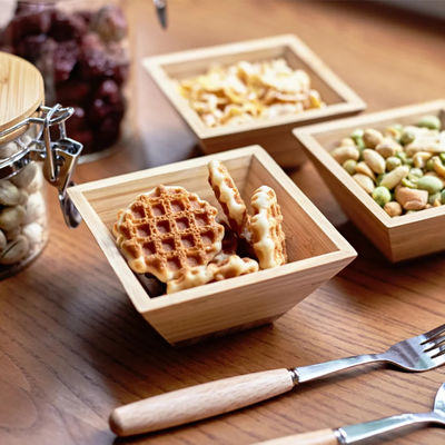 Set de cuencos de ensalada de madera con cuencos cuadrados de bambú natural y organizador de frutas secas