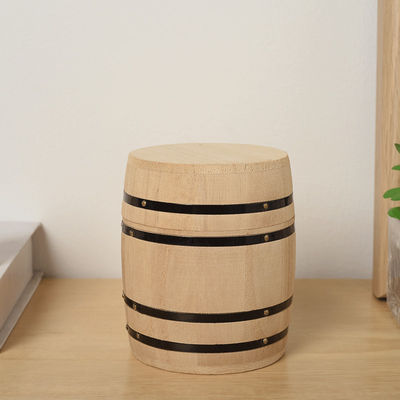 Barril de almacenamiento de color claro de madera personalizable para sus preferencias