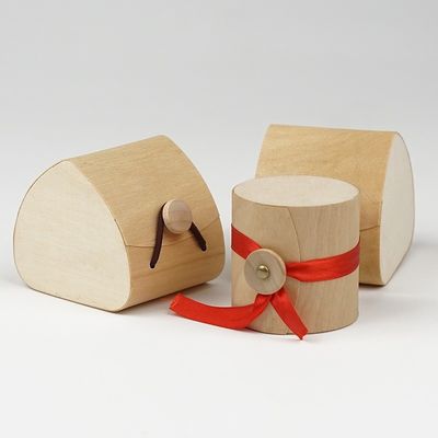 Caja de regalo de madera suave redonda hecha a mano con otros medios de impresión