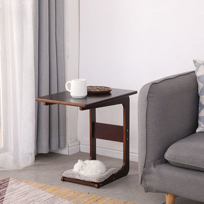 Tabla de café de madera moderna de madera de pino curvada de madera sólida para el salón o el dormitorio