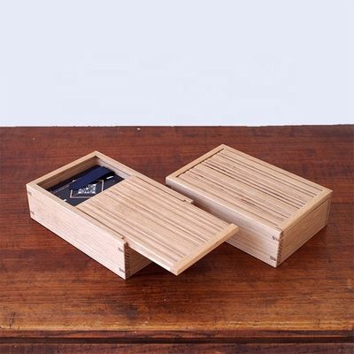 Caja de tapa deslizante de madera de color personalizable para tarjetas de visita en orden personalizado de color plano