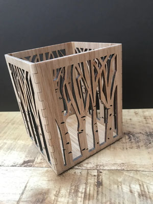 Linterna de vela de color claro de madera para soportes de luz de té hechos a mano en diseño de corte por láser