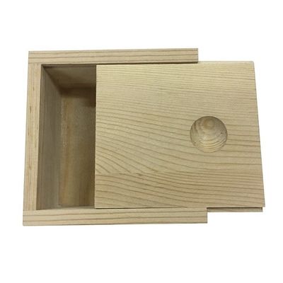 Caja de regalo de madera Caja de almacenamiento de artesanía con tapa deslizante Pedido personalizado aceptado 8.4x8.4x4.1cm