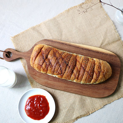 Tabla de corte de pan de queso de nuez hecha a mano bandeja de madera con diseño de equilibrio