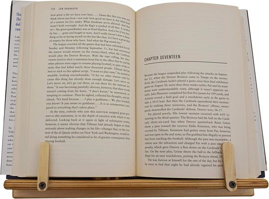 Muestra de libros de recetas ajustable para el mostrador de la cocina
