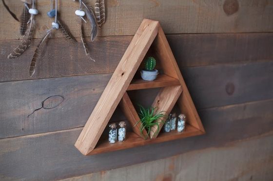 Muebles de sala de estar hechos a mano de madera montada en la pared estantería triangular flotante de 16&quot; o 18&quot; X3.2&quot; diseño moderno