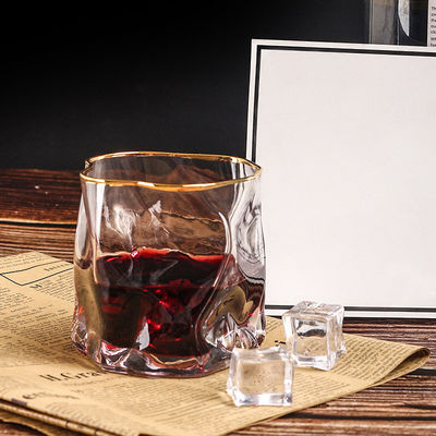 Taza de cristal de vidrio de whisky con líneas retorcidas Logotipo personalizado y opciones multicolores