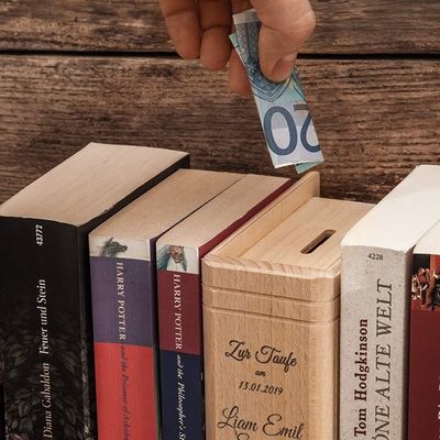 Impresión en serigrafía/Logo quemado Caja de ahorro de dinero de madera para niños en forma de libro personalizado