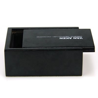 Caja de embalaje de dados medianos de madera negra personalizada para 9x6.7x3.8cm Caja de tazas de dados
