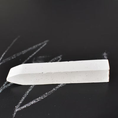 All-Season Toddler Montessori Rocket Tabla de tiza de madera con estrellas en diseño moderno