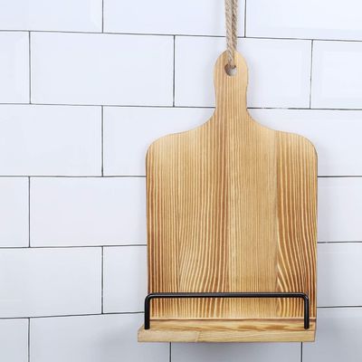 Lea sus recetas sin esfuerzo con este soporte de libro de recetas de madera rústica ajustable