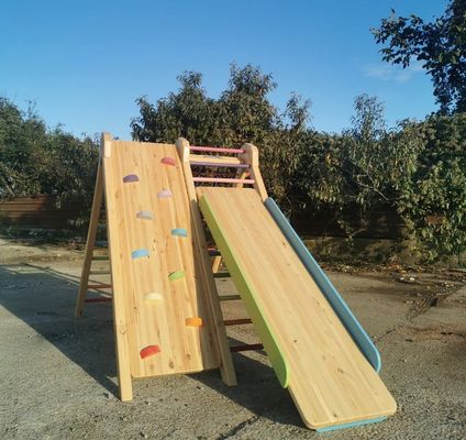 202404 Equipo de juego de toboganes de madera para niños para escalar y deslizarse en el parque de diversiones