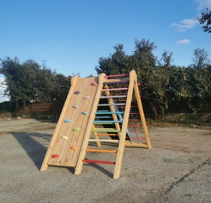 202404 Equipo de juego de toboganes de madera para niños para escalar y deslizarse en el parque de diversiones