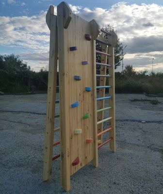 202404 Equipo de juego de toboganes de madera para niños para escalar y deslizarse en el parque de diversiones
