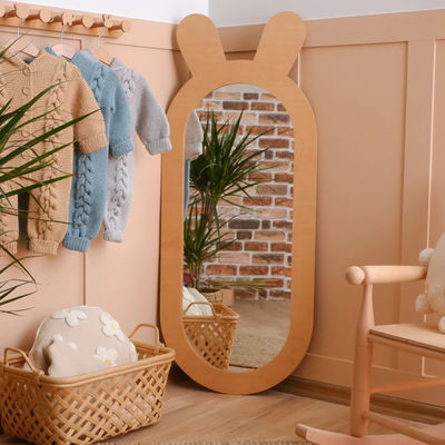 Diseño rústico Espejo decorativo de madera para vestir el salón Montessori de los niños