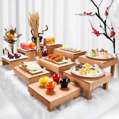 Estante de exhibición de postres multifuncional de madera de haya sólida para soportes de buffet de pasteles de sushi modernos