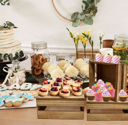 Estand de pasteles de madera de estilo rústico conjunto de 4 logotipos personalizados aceptados para mostrar pasteles