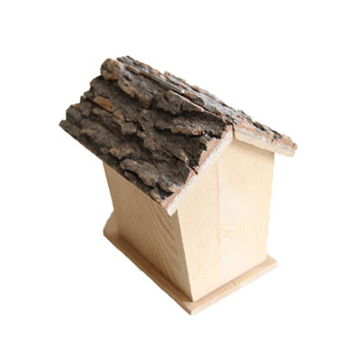 Decoración de jardín al aire libre Casa de aves de madera con aves en mente y materiales transpirables